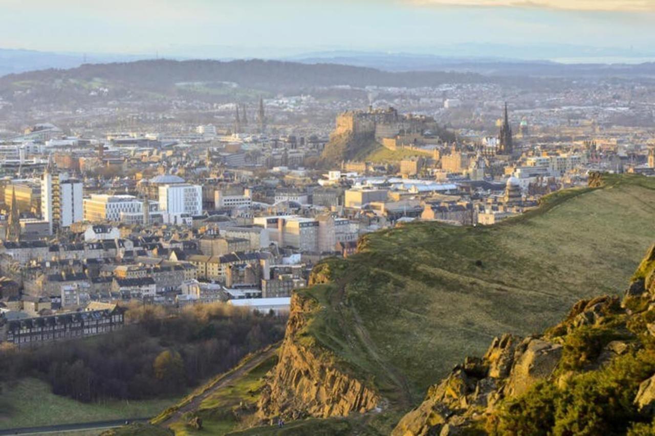 Cozy 2 Bedroom Apartment At Heart Of The Edinburgh Edimburgo Exterior foto