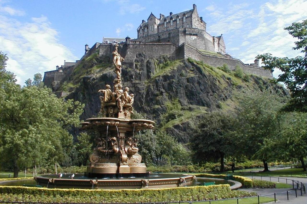 Cozy 2 Bedroom Apartment At Heart Of The Edinburgh Edimburgo Exterior foto